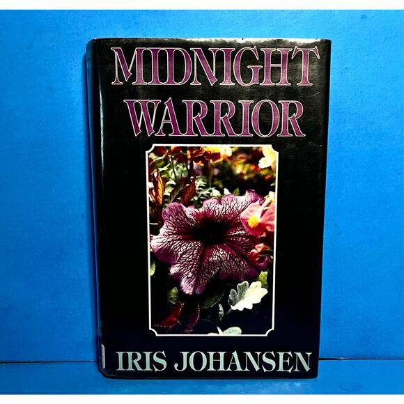 Midnight Warrior by Iris Johansen Hardcover Large Print Romance 1994 G.K. Hall - Picture 1 of 8